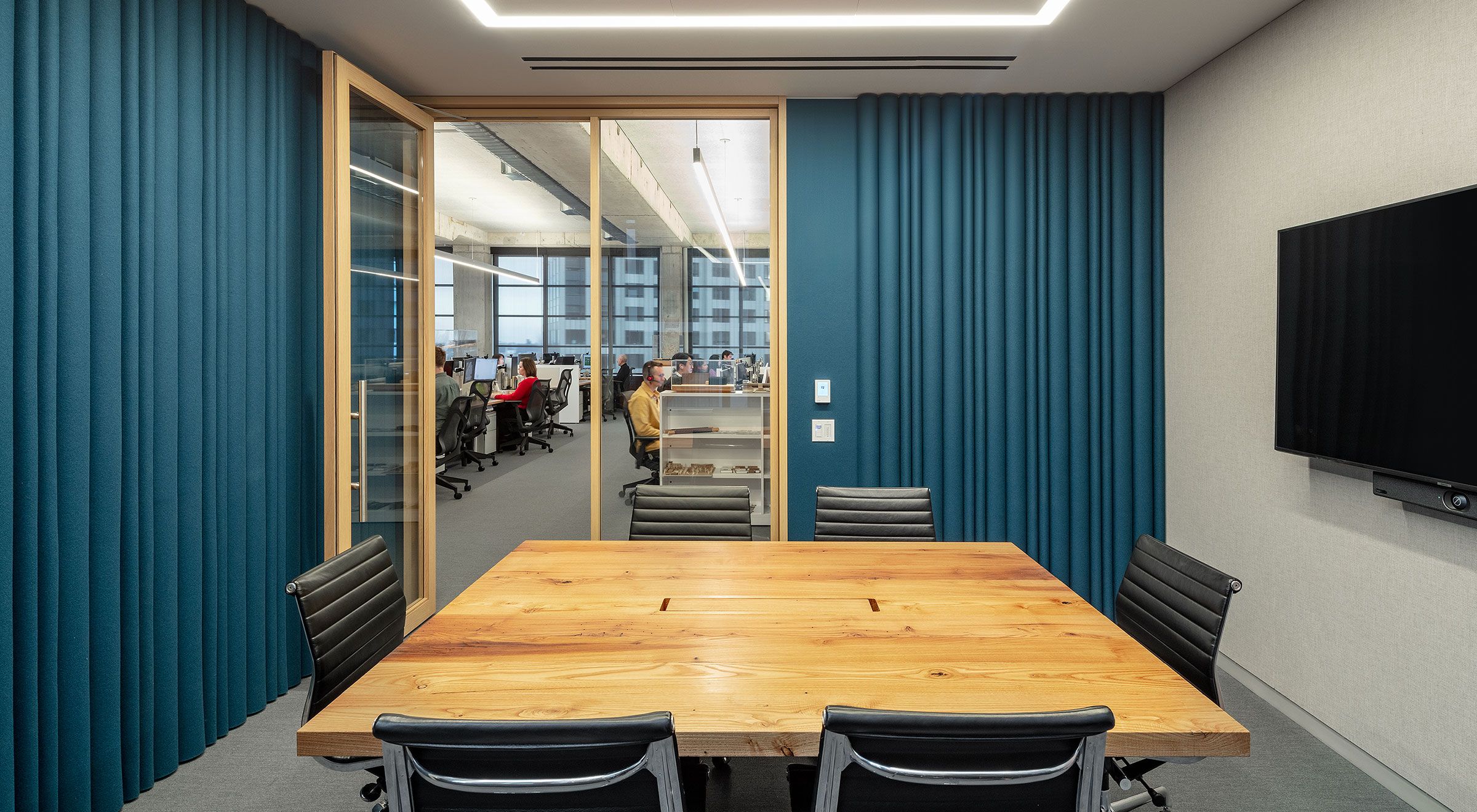 ARO Offices - Portfolio - FilzFelt